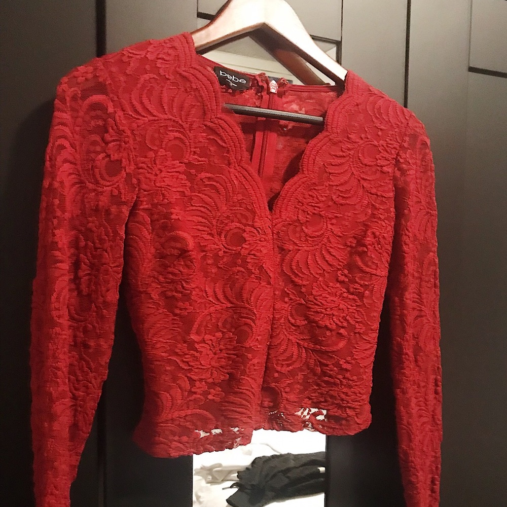Bebe- Crimson lace Spanish style blouse